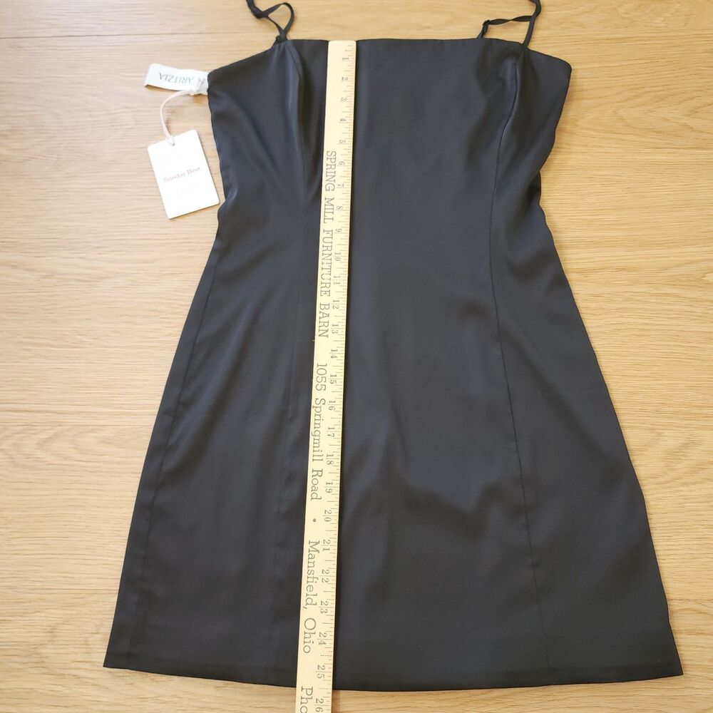 Aritzia Sunday Best Slip Dress Womens 8 Total Eclipse Black Sexy Satin NWT - Picture 5 of 9